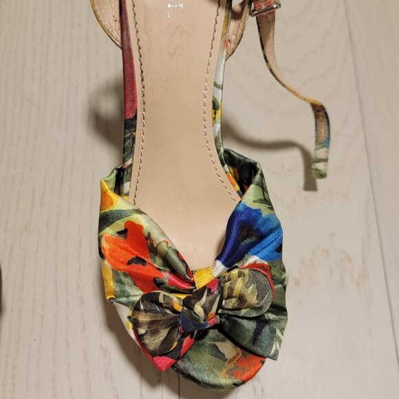 GUESS - Floral Wedge - Picture 3 of 4